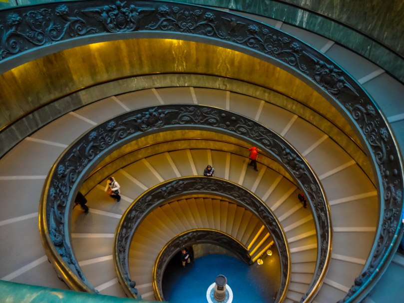 Escada da saída - Museu do Vaticano